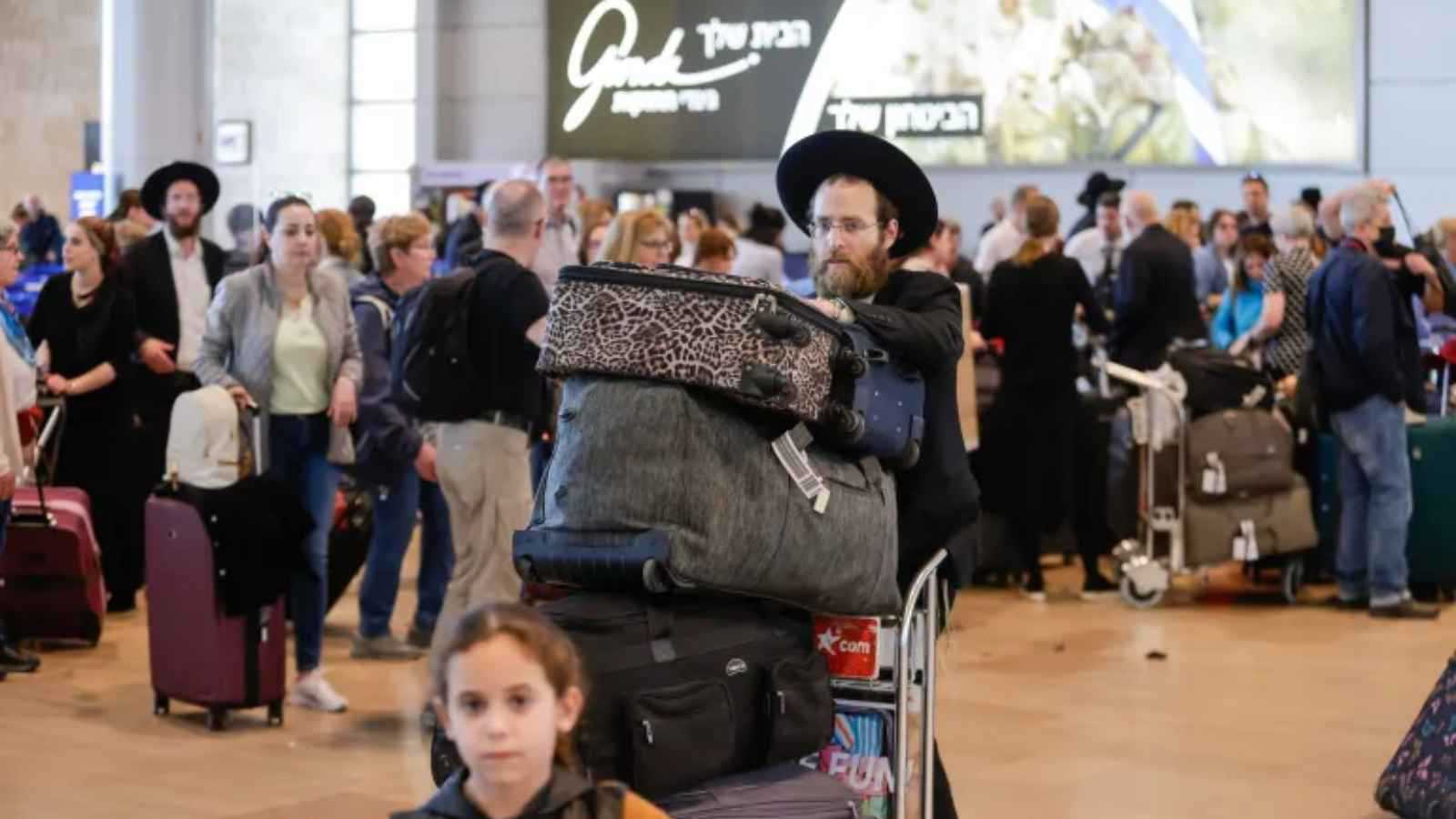 بسبب حرب غزة.. 79 ألف إسرائيلي "هاجروا بلا عودة" العام الجاري