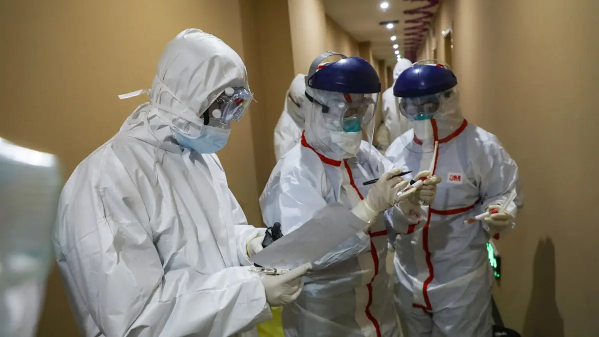 هل يدفع السأم الناس إلى التمرد على الطب وإعلان نهاية "كورونا"؟