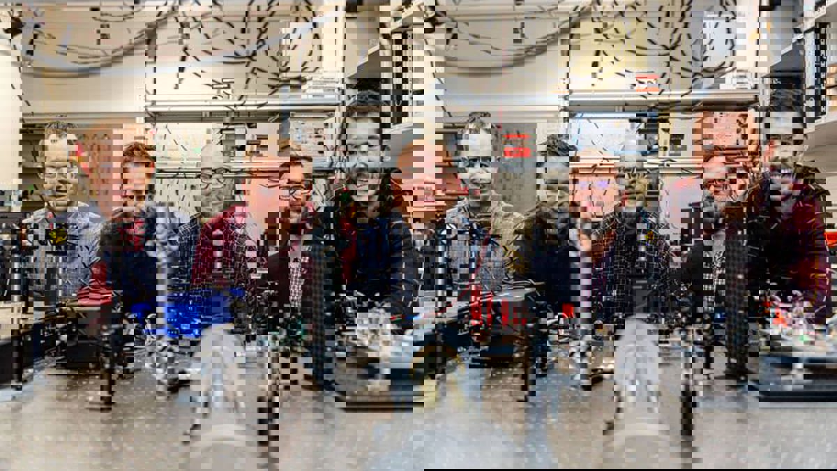 جهاز ليزر جديد يراقب عمل شبكية العين بطريقة غير غازية