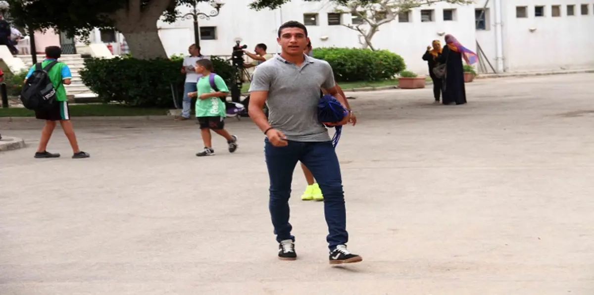 صدمة جديدة بعد إصابة مدافع الأهلي المصري.. والدولار يصدّر أزمة لناديي القمة