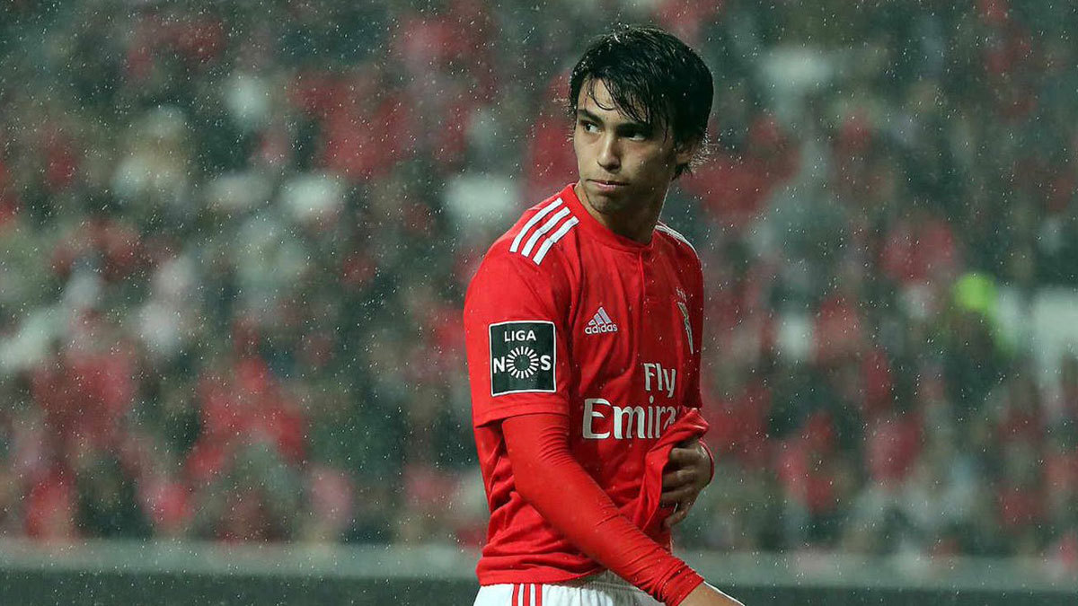 صحيفة: البرتغالي جواو فيليكس يتمم إجراءات انتقاله إلى أتلتيكو مدريد