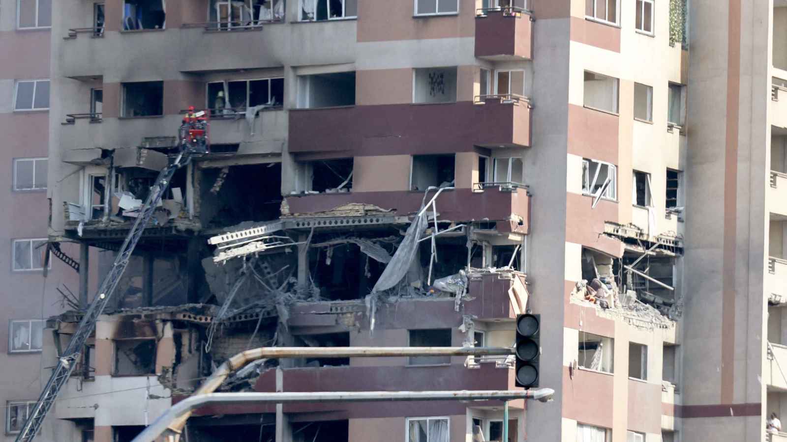 أسماء بارزة.. اغتيال 6 علماء نوويين إيرانيين في القصف الإسرائيلي