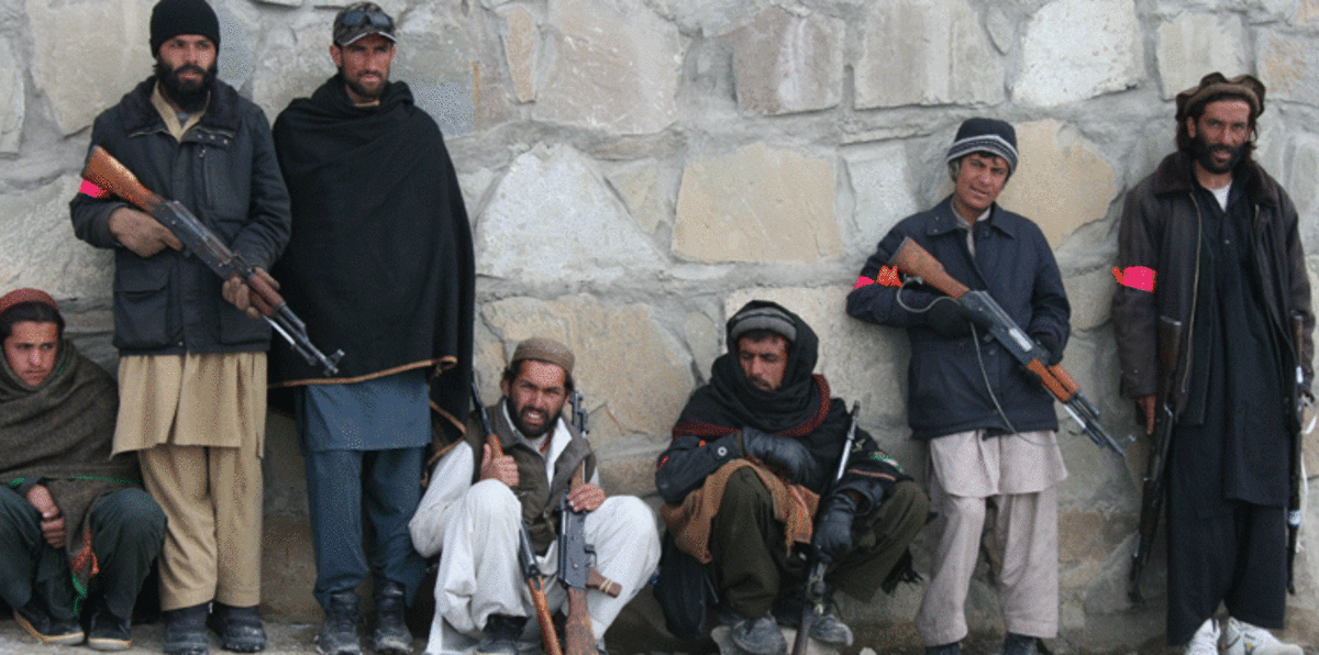 طالبان أفغانستان تدعو للوحدة وتلمح للسلام مع كابول