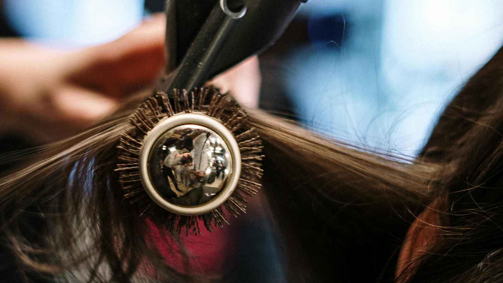 العراق.. تسجيل 3 إصابات بالإيدز في مراكز تجميل نسائية