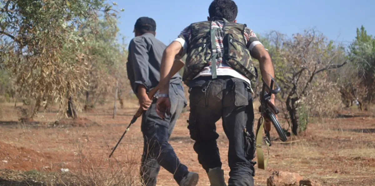 فصائل سورية معارضة تتوحد تحت راية علم الثورة‎