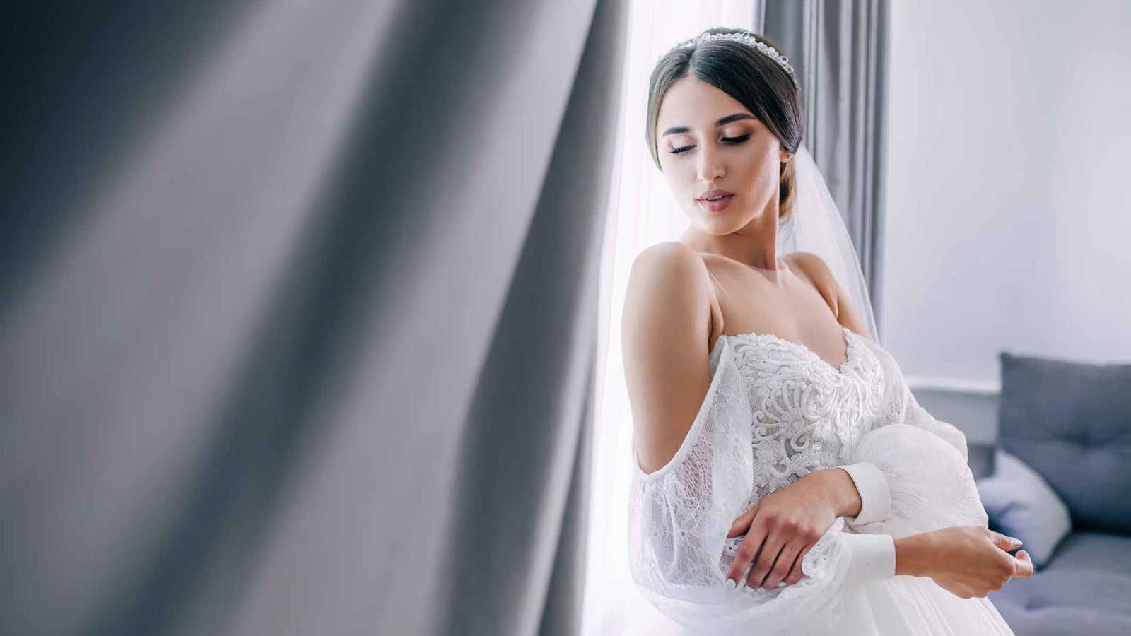 عروس أذربيجانية تنتحر بسبب "فستان زفافها" (فيديو)