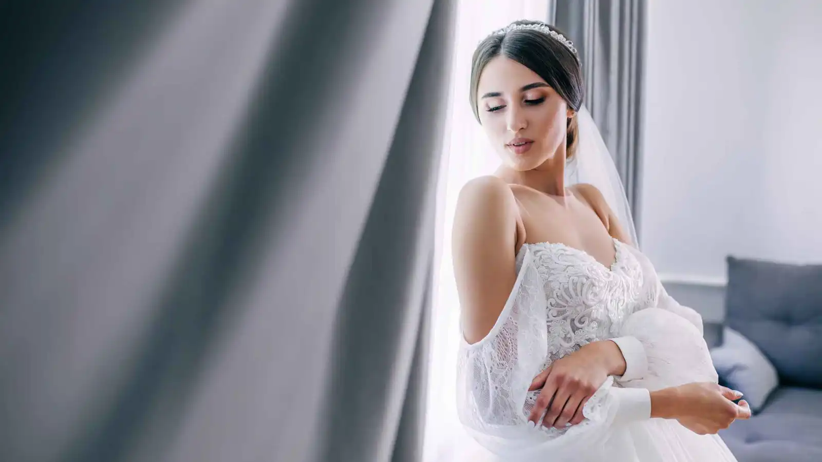 عروس أذربيجانية تنتحر بسبب "فستان زفافها" (فيديو)