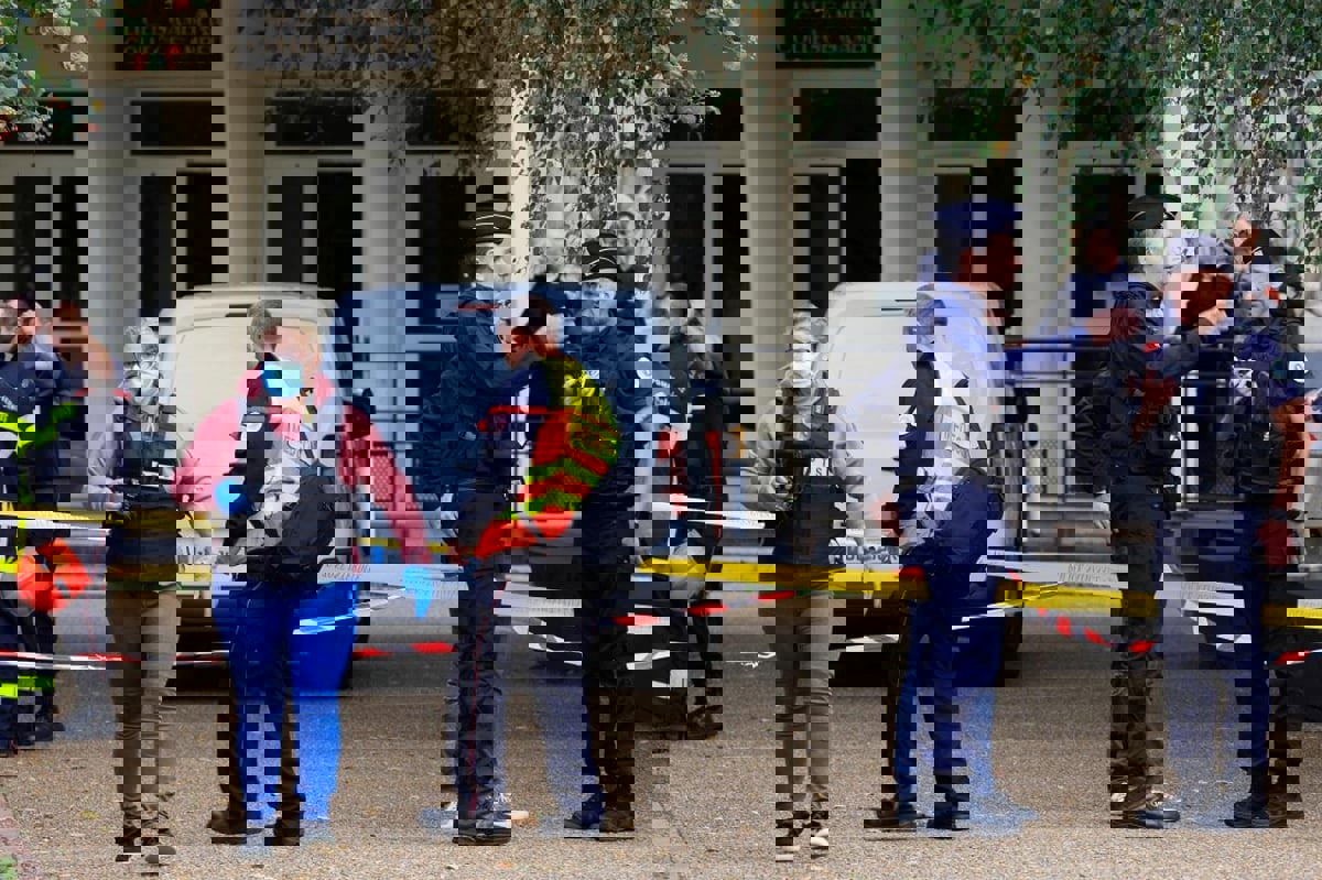 طالب يطعن معلمة مدرسة في فرنسا‎