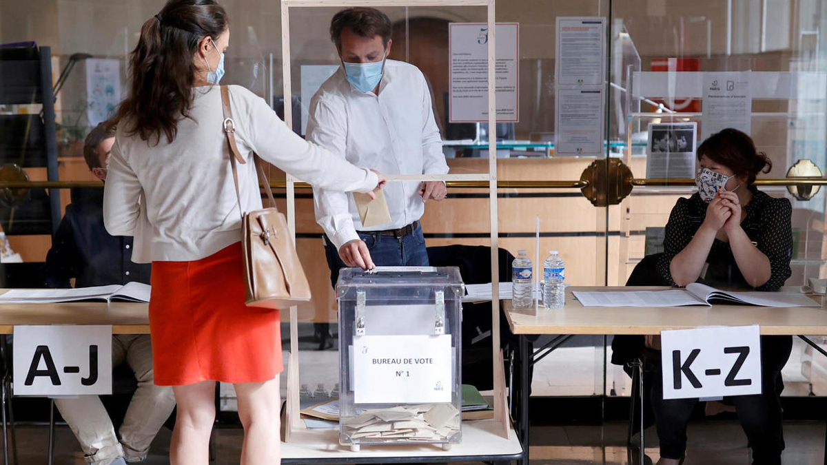 يمين الوسط يحتفظ بالأغلبية في مجلس الشيوخ الفرنسي