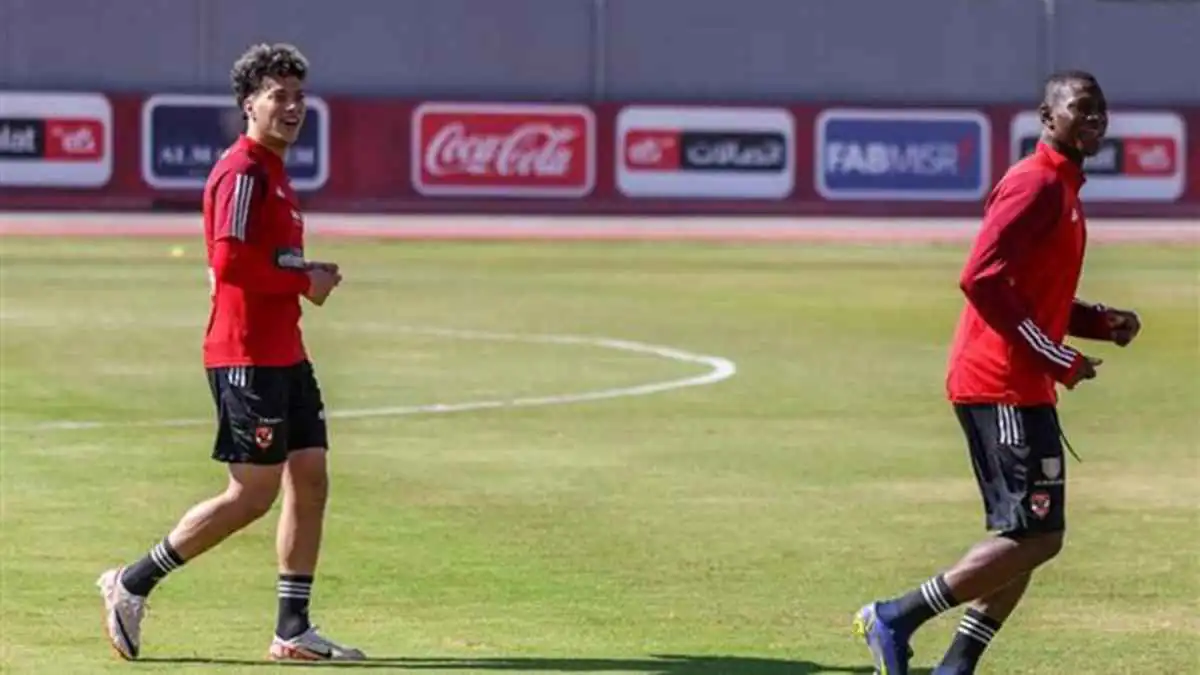 أول رد من الزمالك على التفاوض مع نجم الأهلي المصري