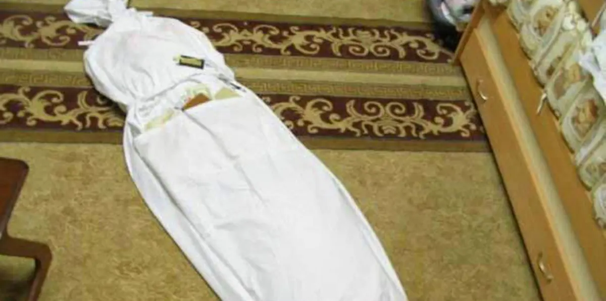 شاهد بالفيديو.. كيف استجاب الكويتيون لتغريدة أم مصرية توفي ابنها الوحيد