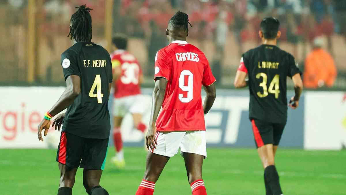 بعد مستواه الصادم.. الأهلي المصري يحسم مصير كامويش 