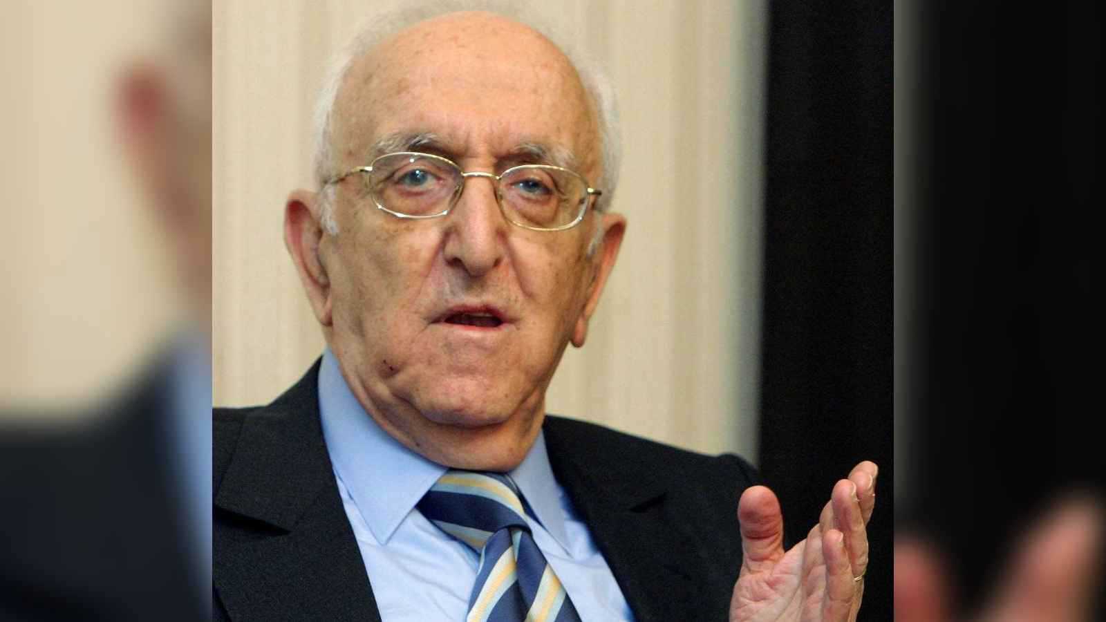 "حارس الجمهورية" يترجّل.. إرث حسن الرفاعي دستور حي في ذاكرة لبنان