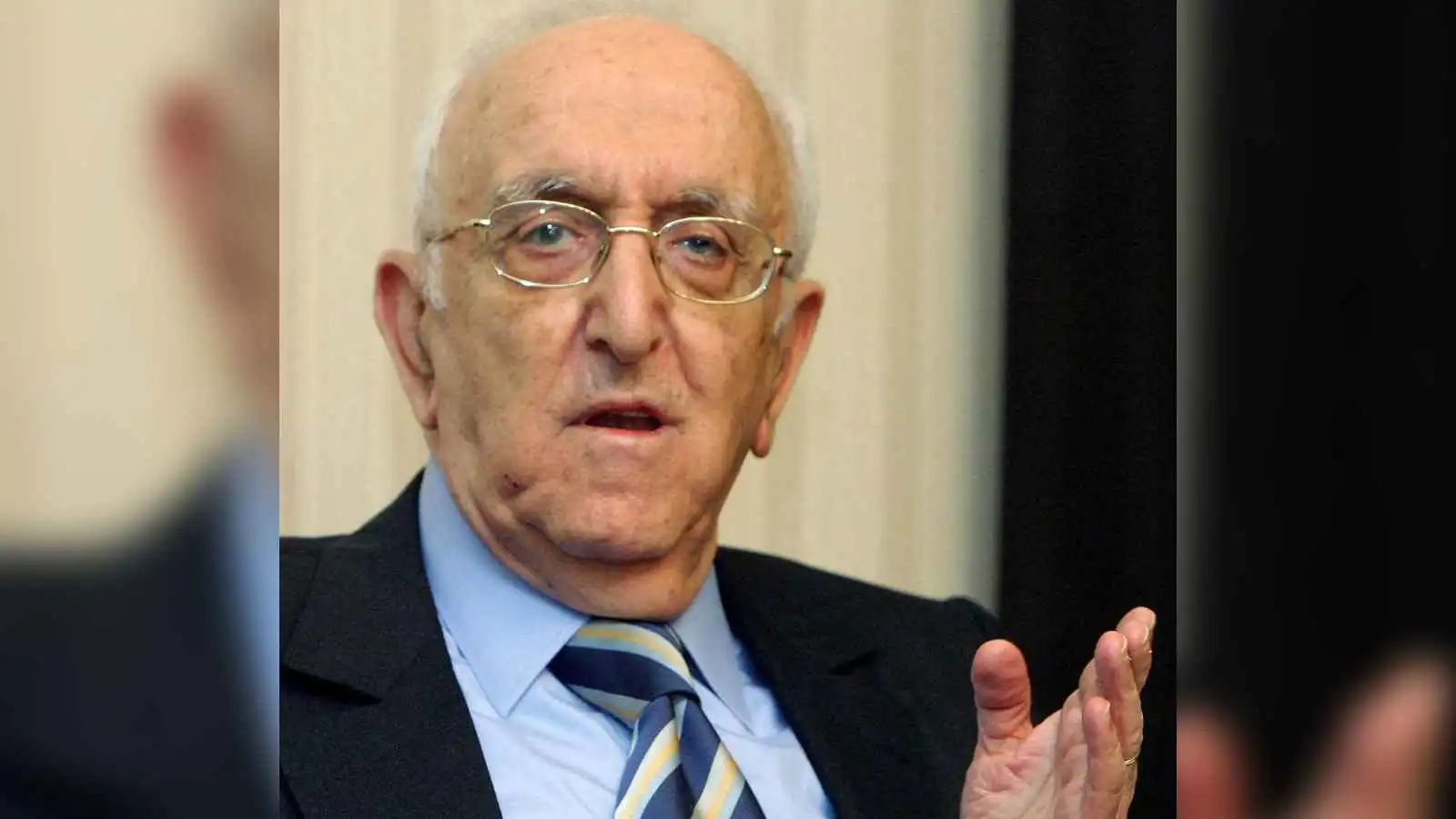 "حارس الجمهورية" يترجّل.. إرث حسن الرفاعي دستور حي في ذاكرة لبنان