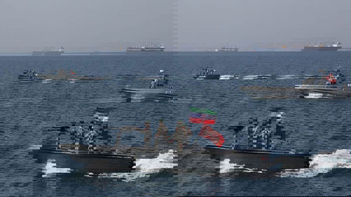 خبير إيراني: أمريكا تستعين بأحدث طائرات التجسس لرصد أنشطة الحرس الثوري في "هرمز"