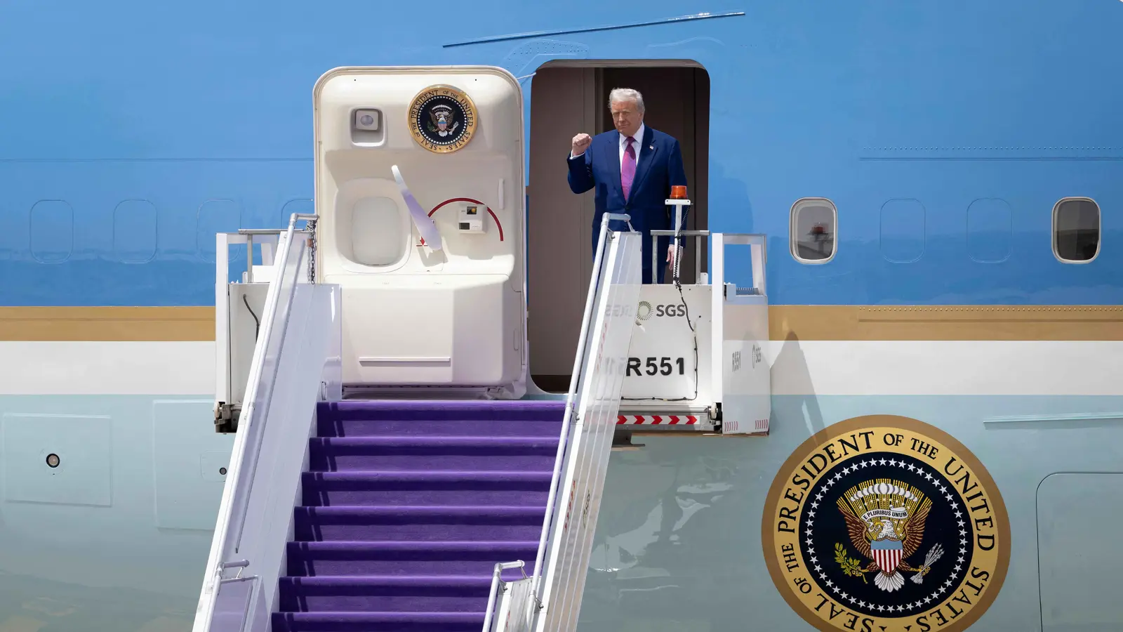 تجاهل زيارة إسرائيل.. هل يتخذ ترامب مسارًا جديدًا بعيدًا عن نتنياهو؟