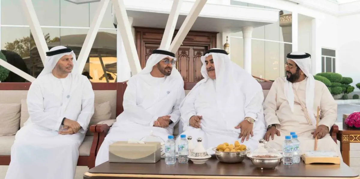 محمد بن زايد يستقبل وزير خارجية البحرين ورئيس "النواب" المصري