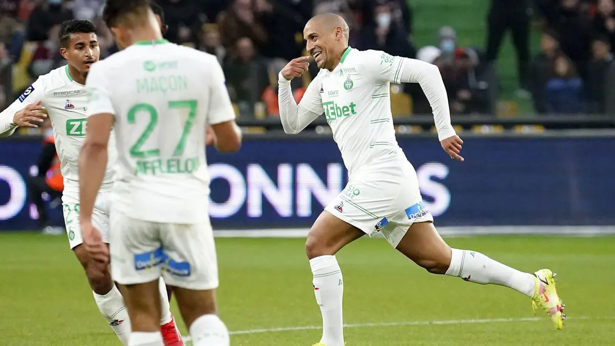 التونسي وهبي الخزري يسجل هدفا خرافيا في مباراة سانت إيتيان ضد ميتز (فيديو)