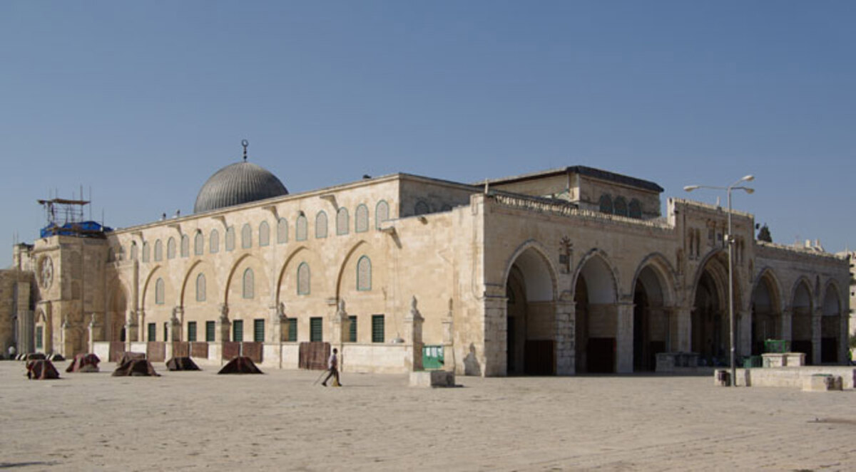 مفتي القدس: زيارة المدينة ليست تطبيعا