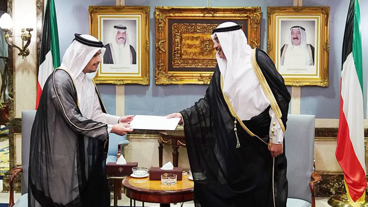 بعد سلطان عمان.. وزير الخارجية القطري يحمل رسالة لأمير الكويت