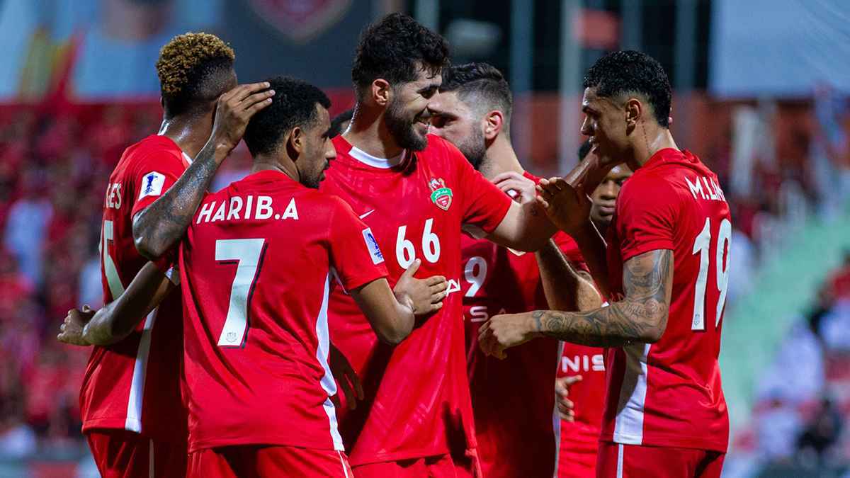 شباب الأهلي يكتسح الكويت برباعية في دوري أبطال آسيا 2