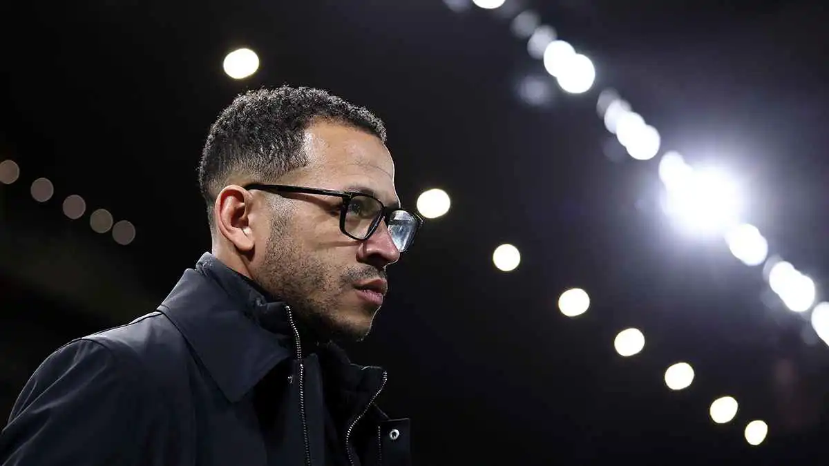 انقذنا.. جماهير تشيلسي توجه أول رسالة إلى روسينيور