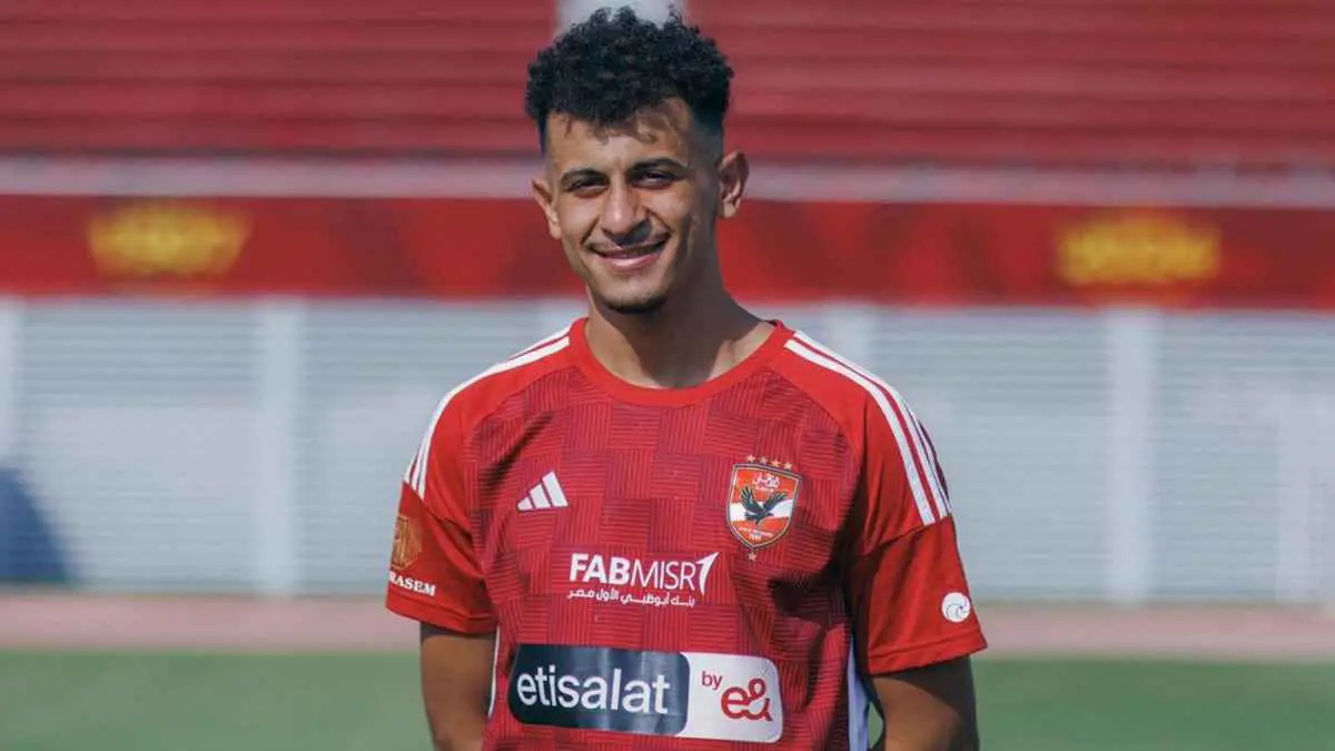 عمر الساعي نجم الأهلي المصري