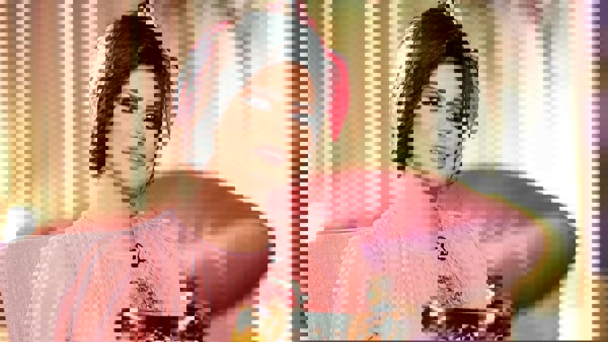 حليمة بولند ترد على شائعة احتجازها بقسم شرطة لخرقها حظر التجول (فيديو)