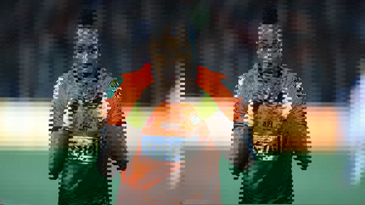 النادي الأهلي المصري ينفي التعاقد مع مهاجم نهضة بركان.. ويربط رحيل "أزارو وجيرالدو" بضم هذا الثنائي