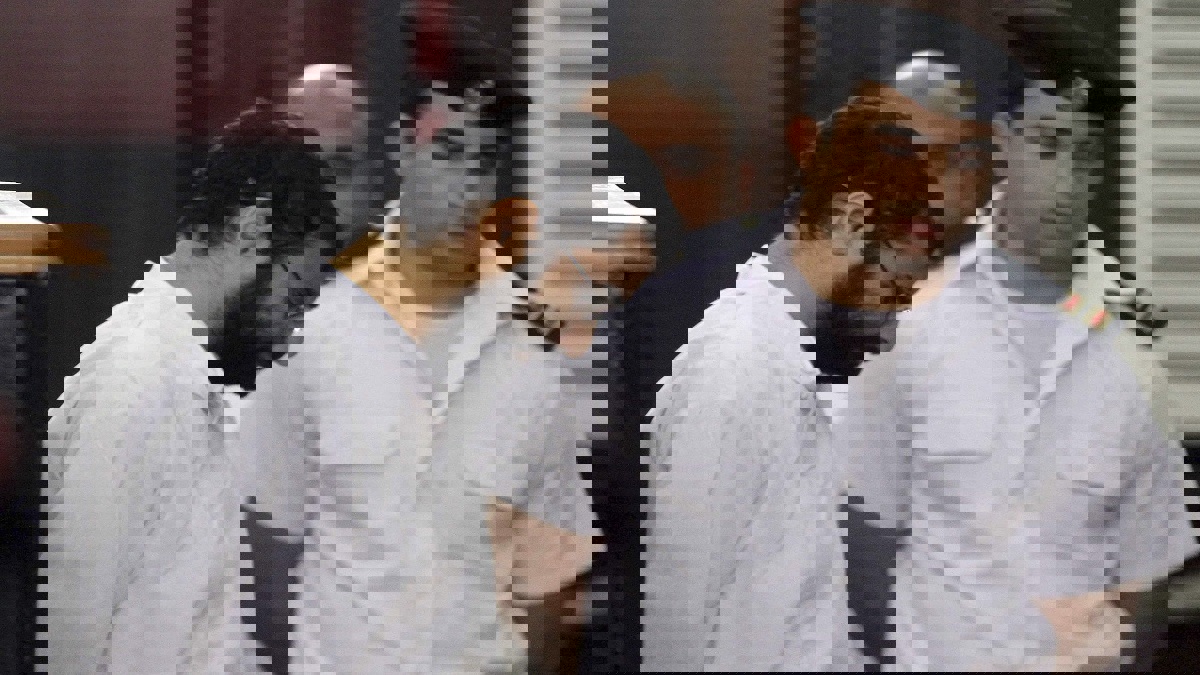 السلطات المصرية تخلي سبيل علاء عبدالفتاح وابنة يوسف القرضاوي