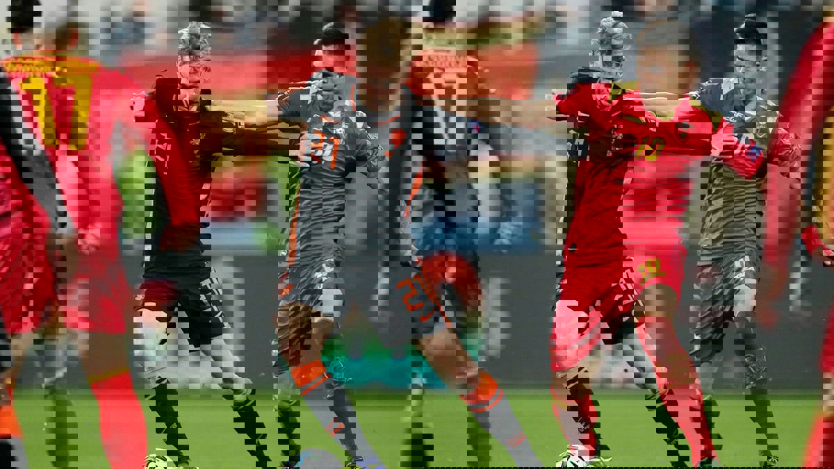 لاعبو منتخب هولندا يشعرون "بالسذاجة الشديدة" بعد الانهيار في تصفيات كأس العالم