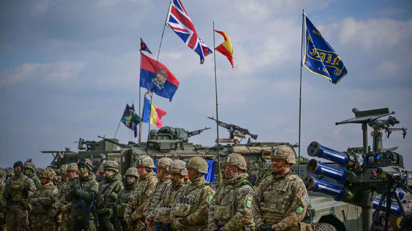 الحدود الأوروبية الروسية تشتعل.. نُذر مواجهة أم استعراض لردع متبادل؟