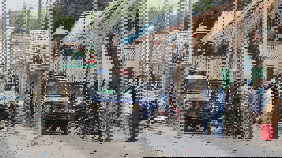 إصابة المتحدث باسم الحكومة الصومالية إثر تفجير انتحاري
