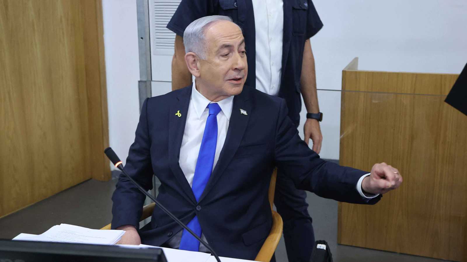 "يديعوت أحرونوت": نتنياهو يواصل التهرب من محاكمته