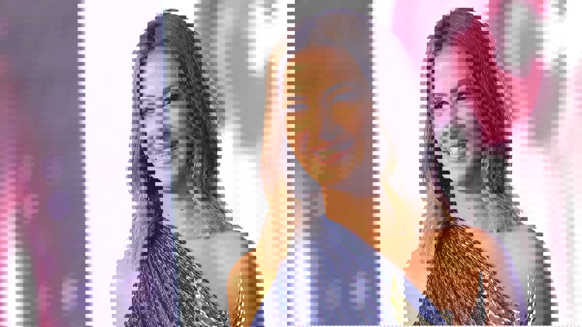 بكاء دنيا سمير غانم في أول ظهور رسمي لها بعد وفاة والدتها (صور)