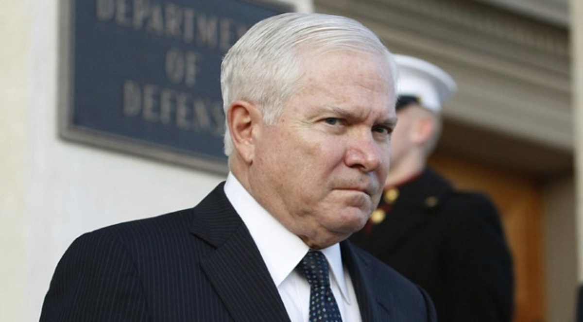 غارديان: البيت الأبيض يقلل من أهمية تصريحات روبرت غيتس