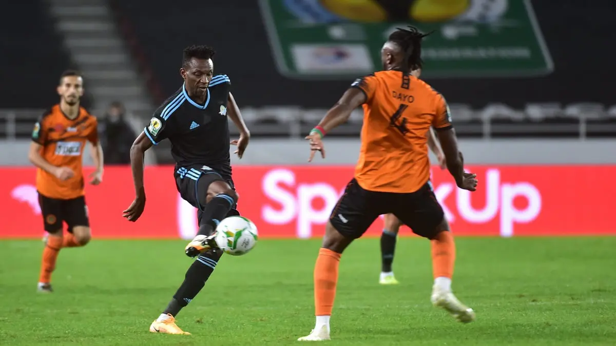 نهضة بركان يهزم بيراميدز ويتوج بطلًا لكأس الكونفدرالية الأفريقية (فيديو)