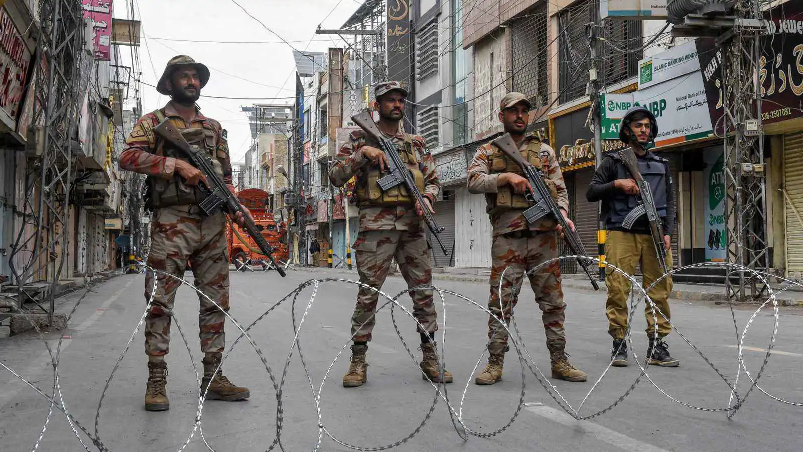 طالبان الباكستانية تتبنى سلسلة هجمات دامية شمال غرب البلاد