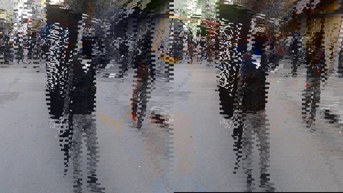 تمولها عبر تركيا.. تقرير إسباني يكشف تفاصيل حول علاقة قطر مع "جبهة النصرة"