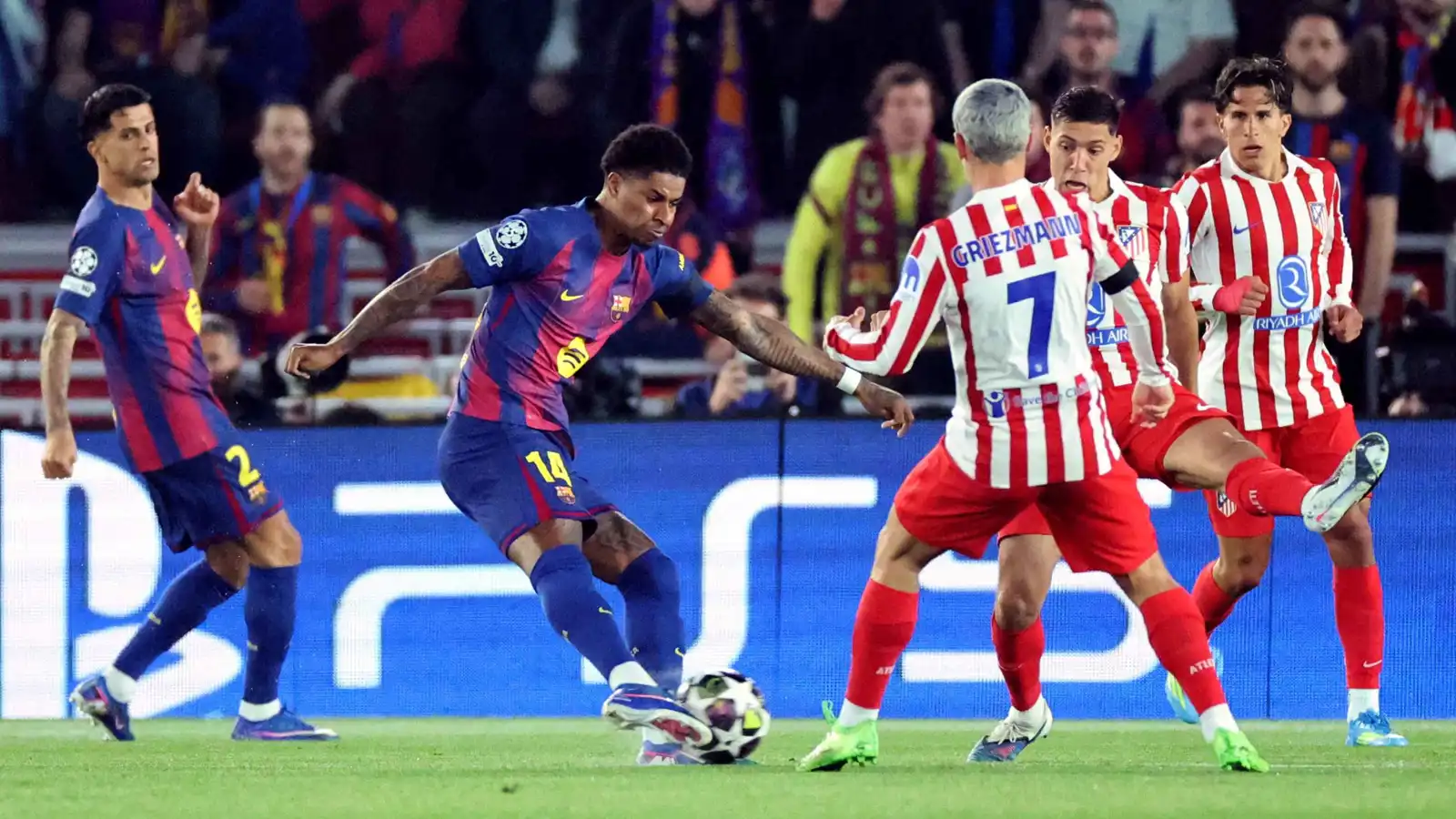 تغطية مباشرة لمباراة برشلونة ضد أتلتيكو مدريد بدوري أبطال أوروبا