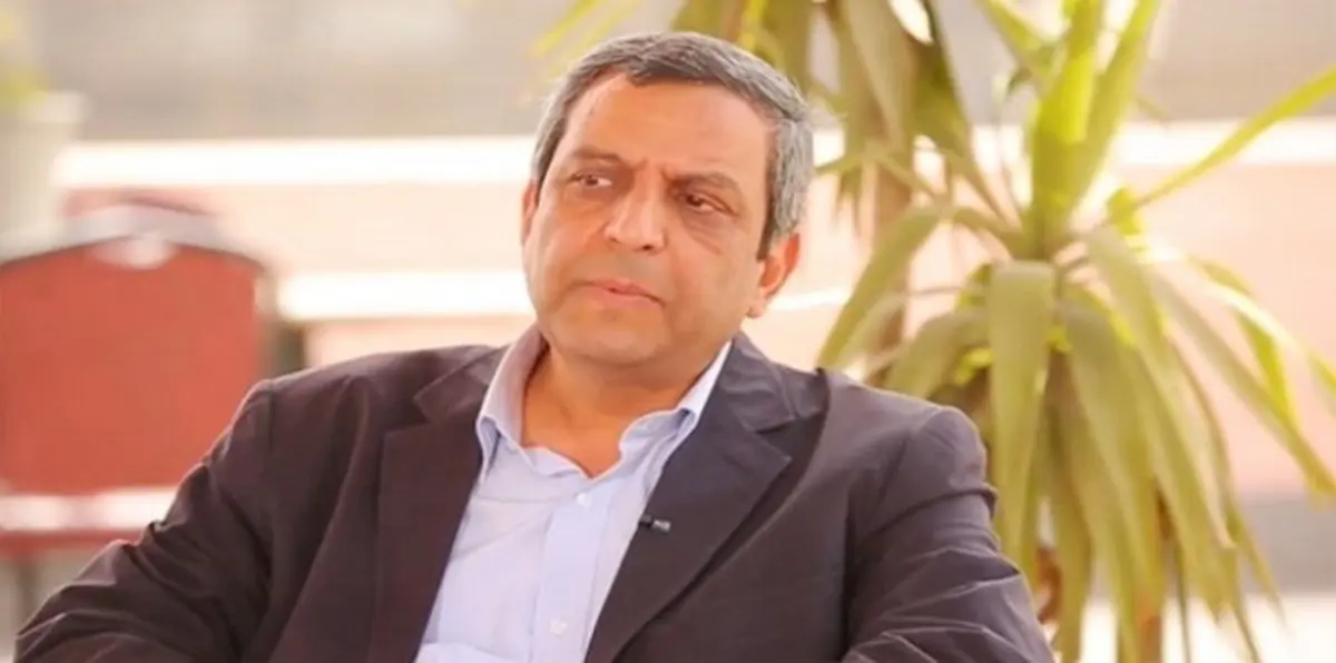 حبس نقيب الصحفيين المصريين السابق عامًا مع إيقاف التنفيذ