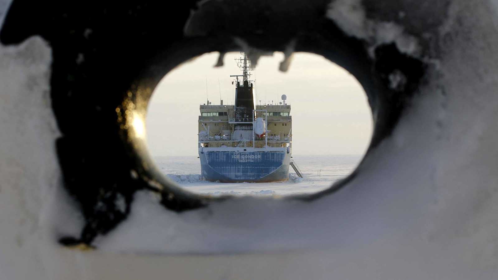 بجملة عقوبات جديدة.. أوروبا تخنق "أسطول الظل" الروسي