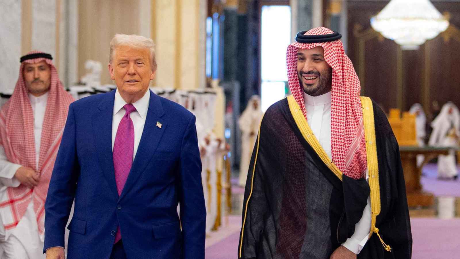 ولي عهد السعودية وترامب يوقعان على اتفاقية الشراكة الاقتصادية (فيديو)