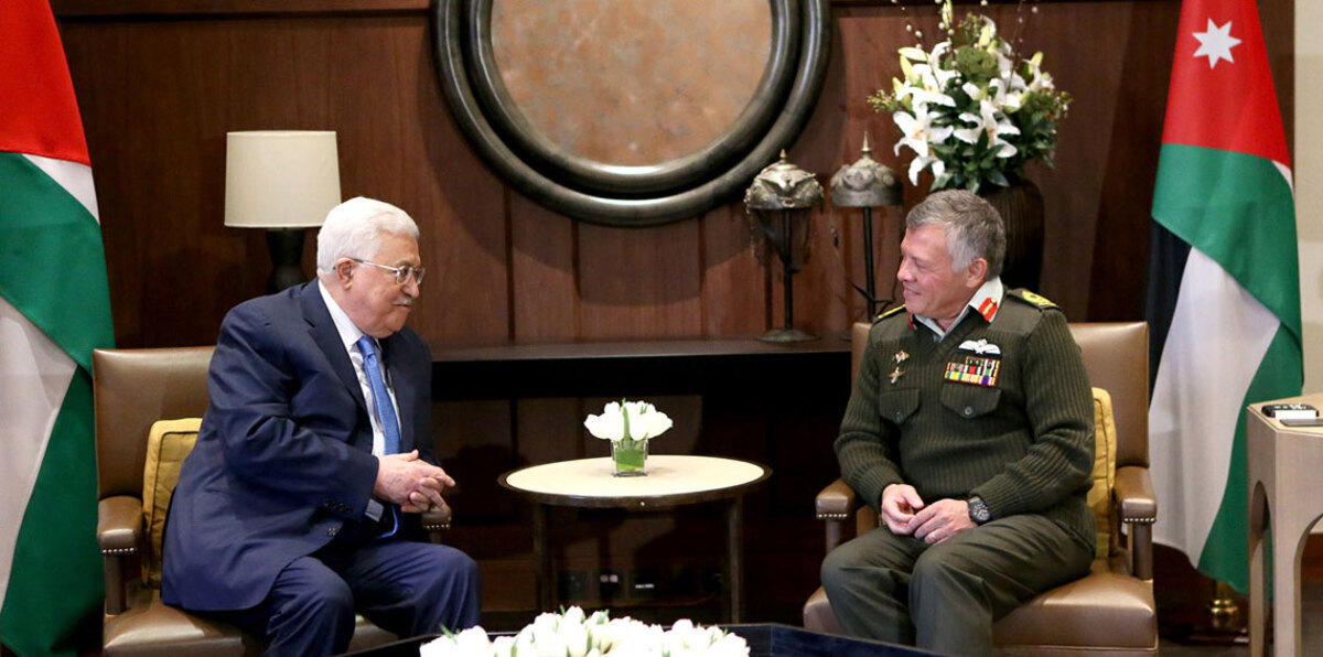 عباس يُطلع عاهل الأردن على تحركاته ولقاءاته الأخيرة بشأن القدس