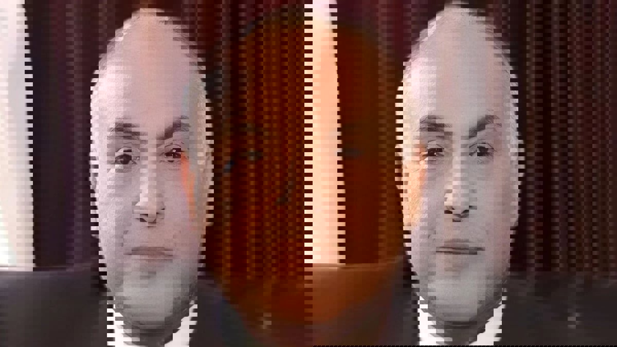 من هو أحمد عطاف وزير الخارجية الجزائري الجديد؟
