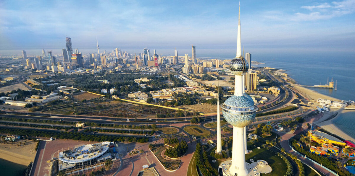 الكويت تتوسع في إصدارات الدين لتعويض إيرادات النفط المتراجعة