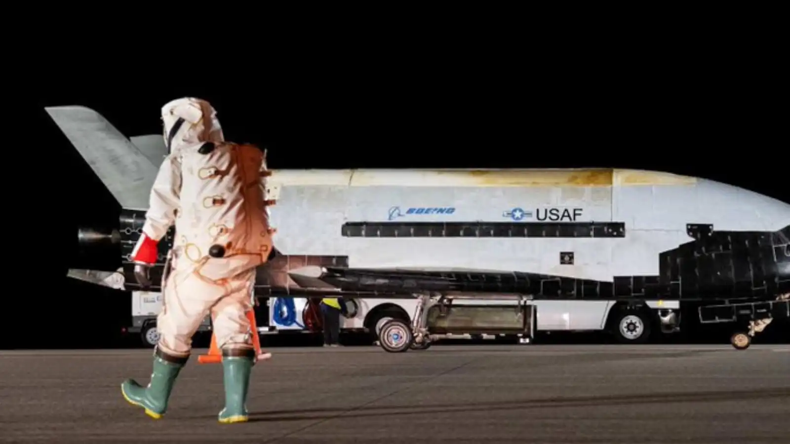 من الفضاء إلى أعماق البحار.. أمريكا تطلق "السلاح الخفي" للملاحة