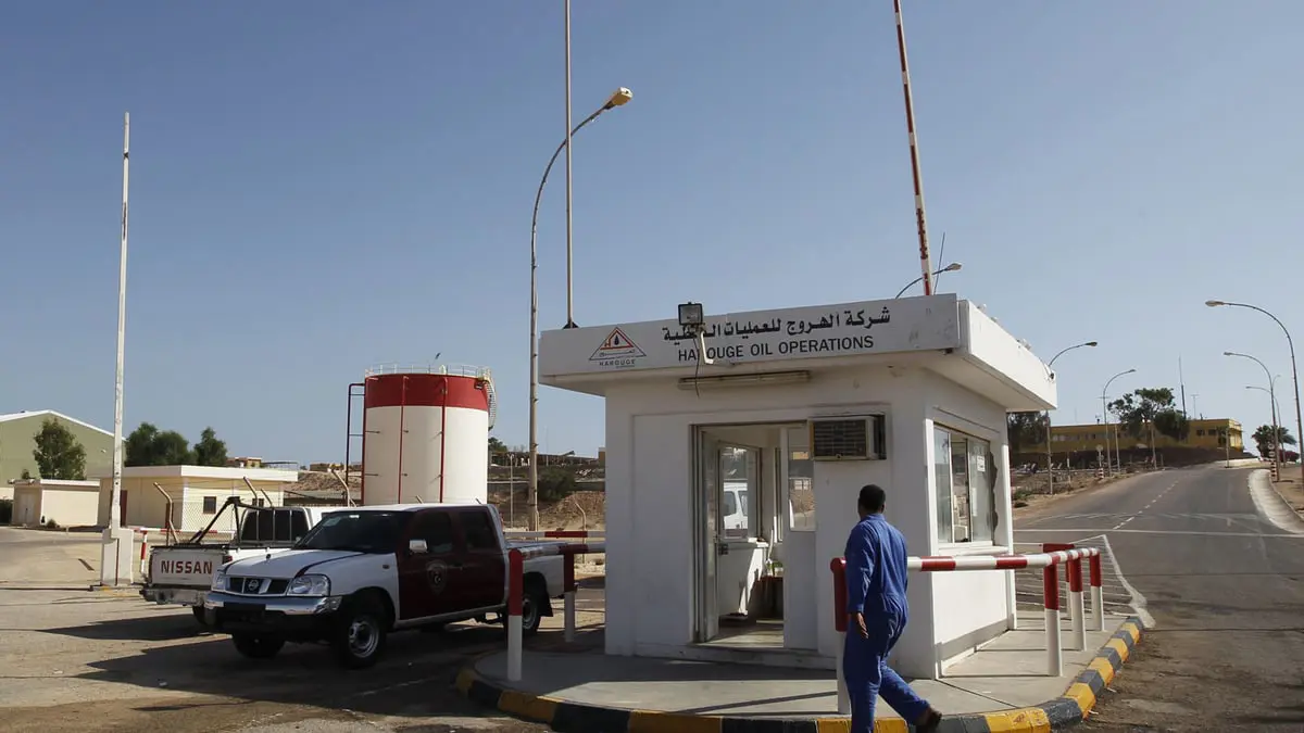 مهندسان: إغلاق ميناءي السدرة وراس لانوف النفطيين في ليبيا