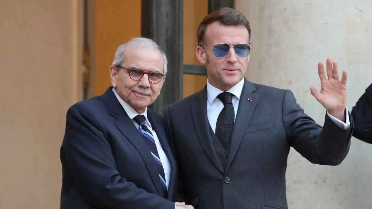 "خلوة" بين سلام وماكرون تشدد على استكمال عملية حصر السلاح في لبنان