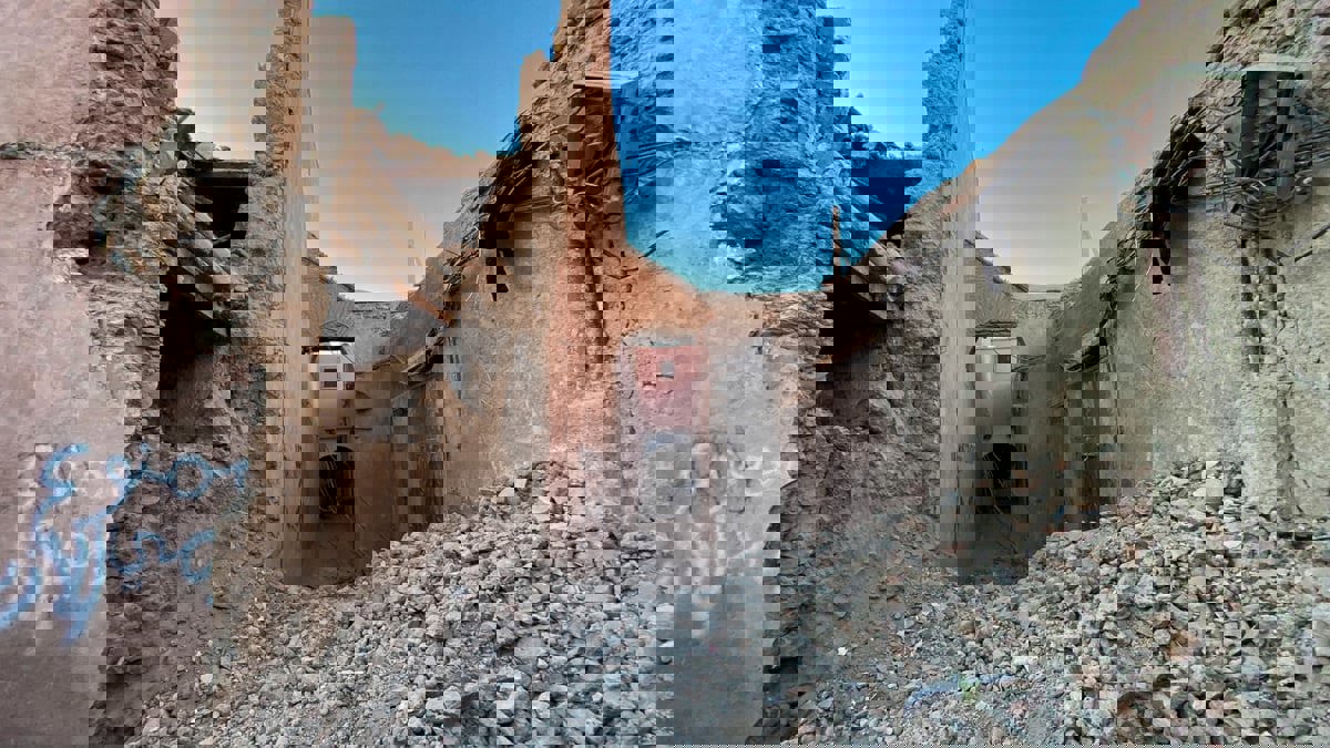 الجيش المغربي ينتشر في مناطق الزلزال لإغاثة المنكوبين 